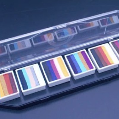 Cameleon Glitz Palette by Karen Huwen - Glitz 2 Cameleon Glitz Palette by Karen Huwen - Glitz 2